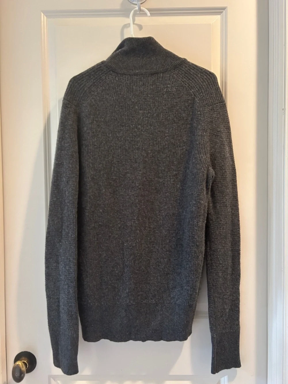 Banana Republic Merino Extra Fine Wool Ribbed sweater Zip Neck w/leather trim L